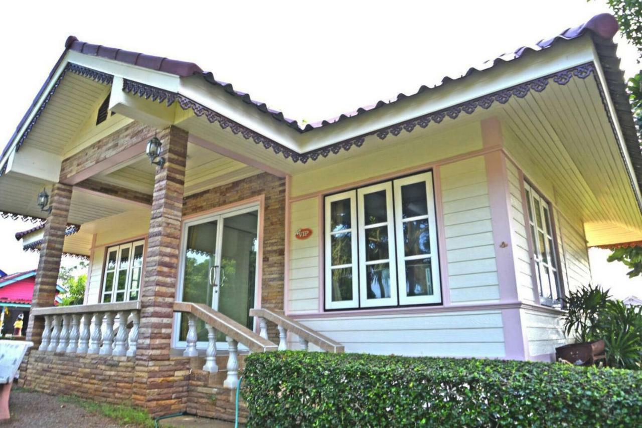 The Iris Resort Chao Lao Beach Exterior photo